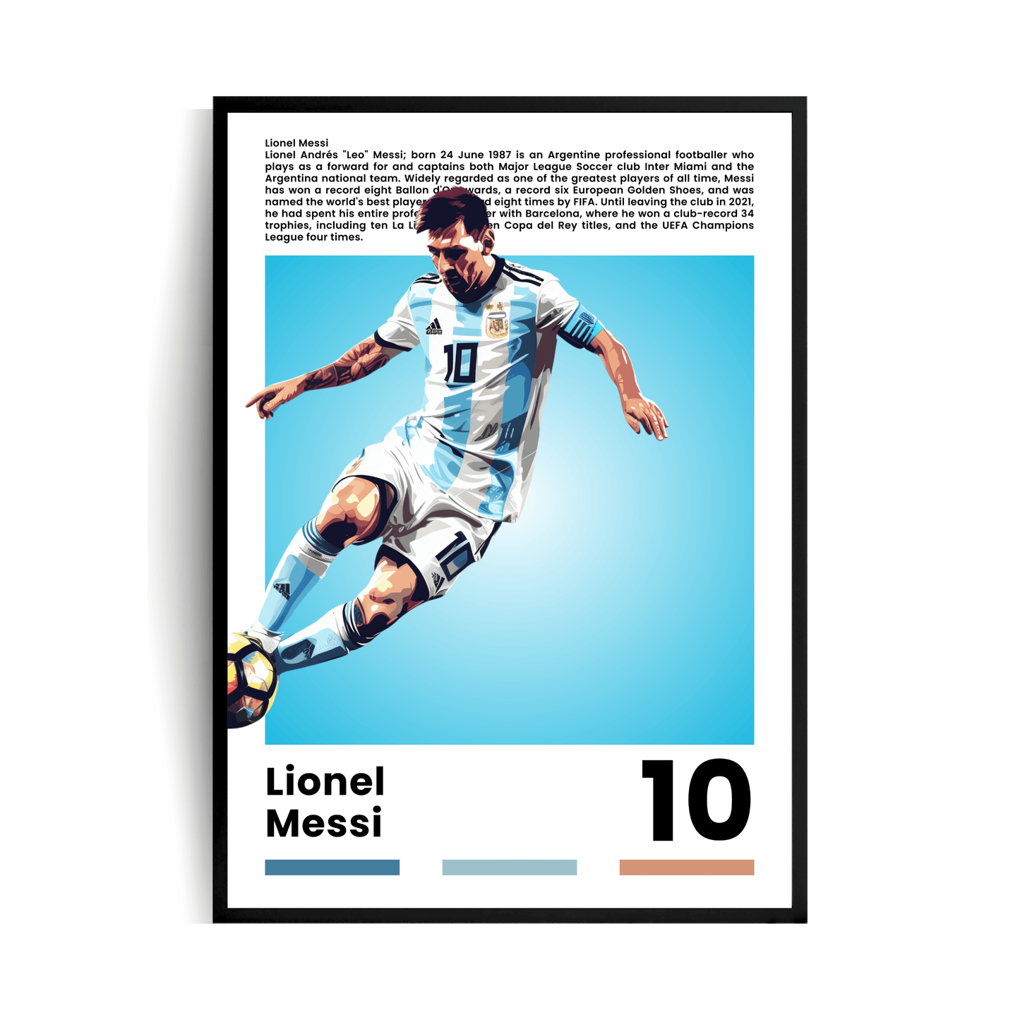 Plakat w ramie z Lionelem Messi kopiącym piłkę na niebieskim tle, na plakacie jest również tekst opisujący piłkarza oraz numer 10